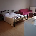 Alpina Suites *