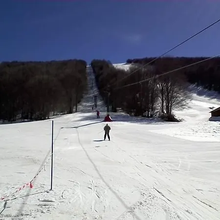 Konukevi Alpina Suites