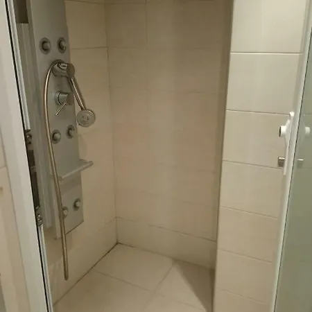 Guest house Alpina Suites *