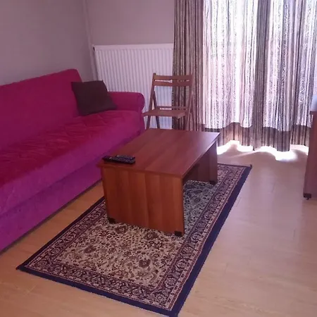 Konukevi Alpina Suites Kesriye