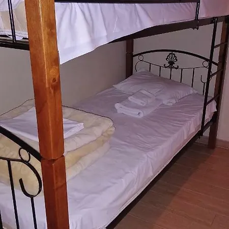 Alpina Suites Konukevi Kesriye