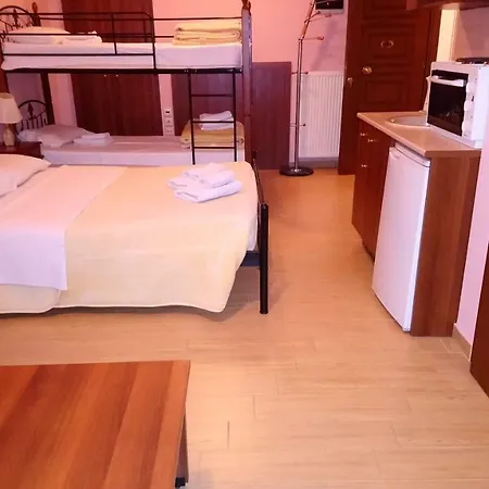 Alpina Suites Konukevi