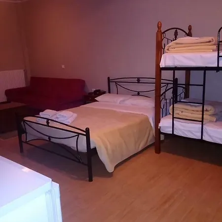 Alpina Suites *