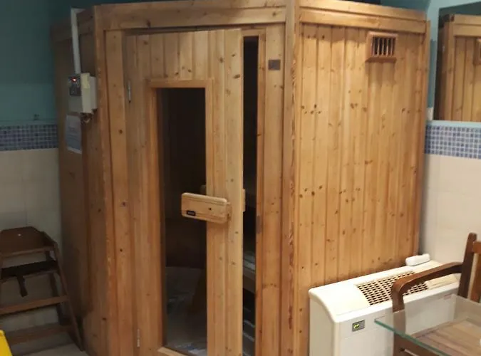 Pensión Alpina Suites *