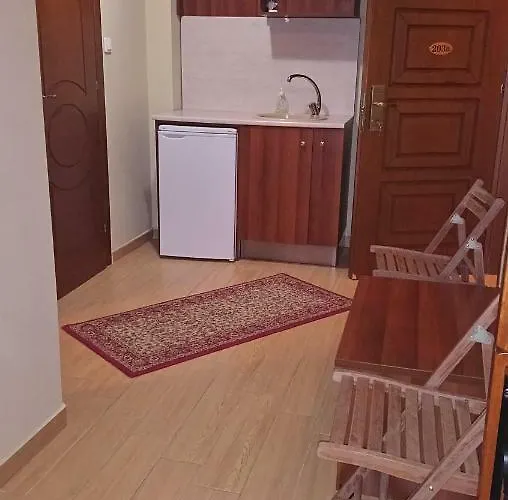 Alpina Suites Pensión *